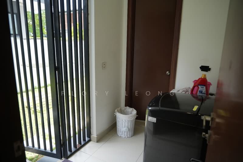 Bungalow for Sale in Telok Panglima Garang (Selangor) - Flory Leong - Entrance - PropertyGuru.com.my