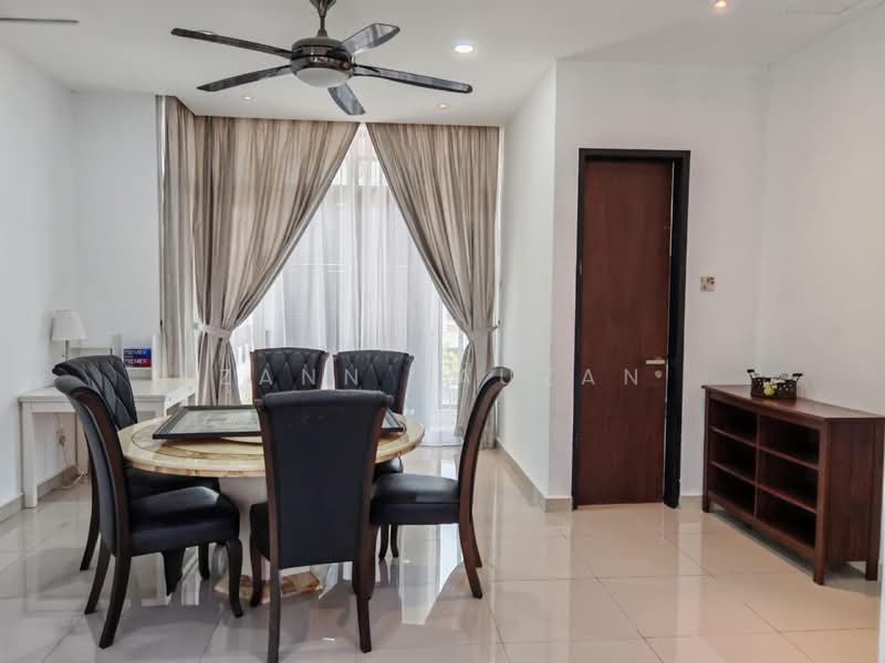 3-storey Terraced House for Sale in Sepang (Selangor) - Zann Fauzan - Dining Room - PropertyGuru.com.my