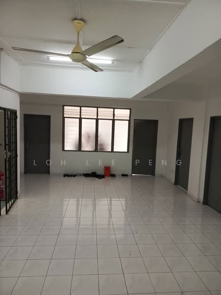 Shop / Office for Rent in Taman Kebun Teh (Johor Bahru) - Loh Lee Peng - PropertyGuru.com.my