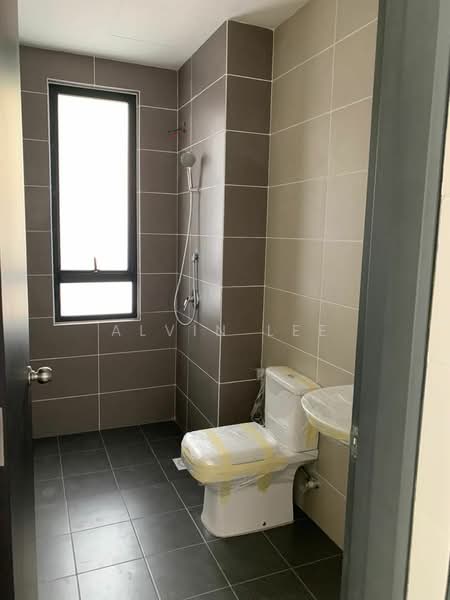 Terraced House for Rent in Semenyih (Selangor) - Alvin lee - Bathroom - PropertyGuru.com.my