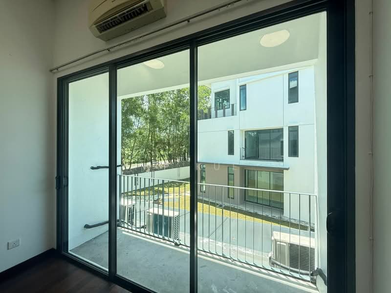 Kalista Park Homes untuk Untuk Dijual - RM 2,699,000, Mac 2026 - Balcony - PropertyGuru.com.my