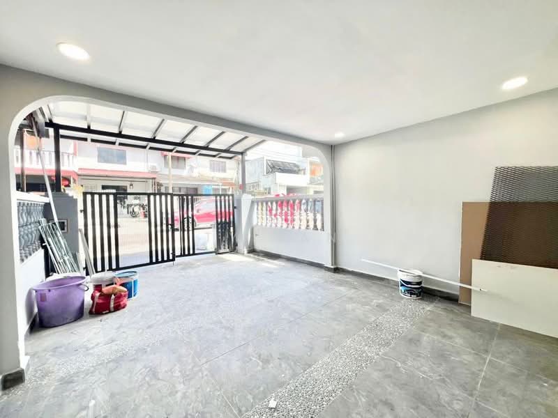 Rumah Teres 2 Tingkat untuk Dijual di Johor Bahru (Johor) - Ty Tan - Exterior - PropertyGuru.com.my