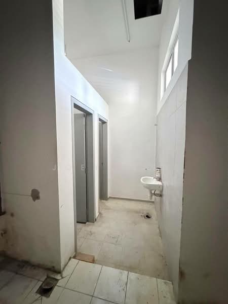 Shop / Office for Rent in Cybersouth (Dengkil) - Joey Seow - Interior - PropertyGuru.com.my