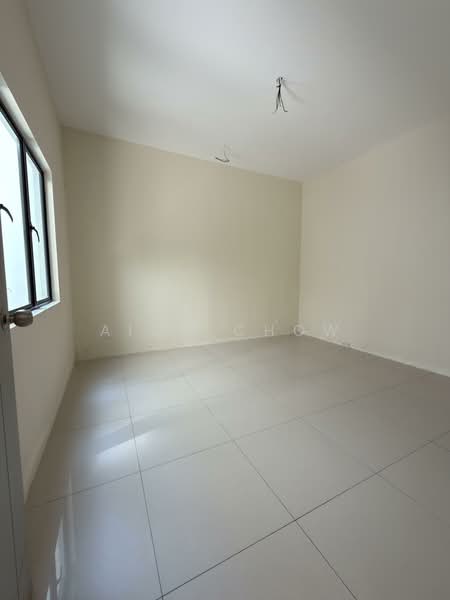 2.5-storey Terraced House for Sale in Taman Pengkalan Tiara (Ipoh) - Aico Chow - Bedroom - PropertyGuru.com.my