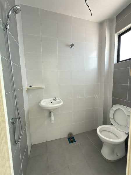 2.5-storey Terraced House for Sale in Taman Pengkalan Tiara (Ipoh) - Aico Chow - Bathroom - PropertyGuru.com.my