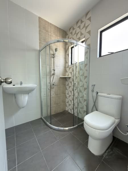 2.5-storey Terraced House for Sale in Taman Pengkalan Tiara (Ipoh) - Aico Chow - Bathroom - PropertyGuru.com.my