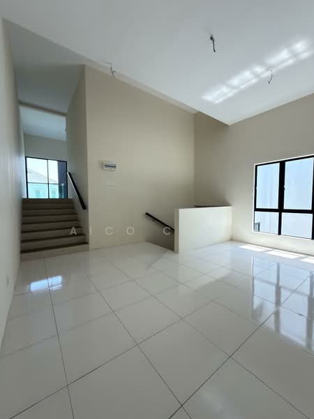 2.5-storey Terraced House for Sale in Taman Pengkalan Tiara (Ipoh) - Aico Chow - Living hall 2 - PropertyGuru.com.my