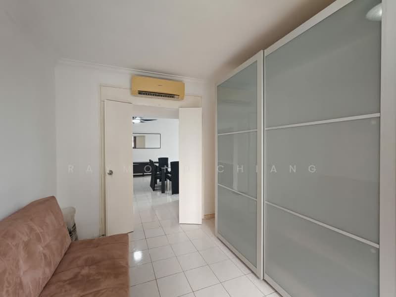 Mont Kiara Pines untuk Untuk Disewa - RM 3,200 /bulan, Mac 2026 - Living Room - PropertyGuru.com.my