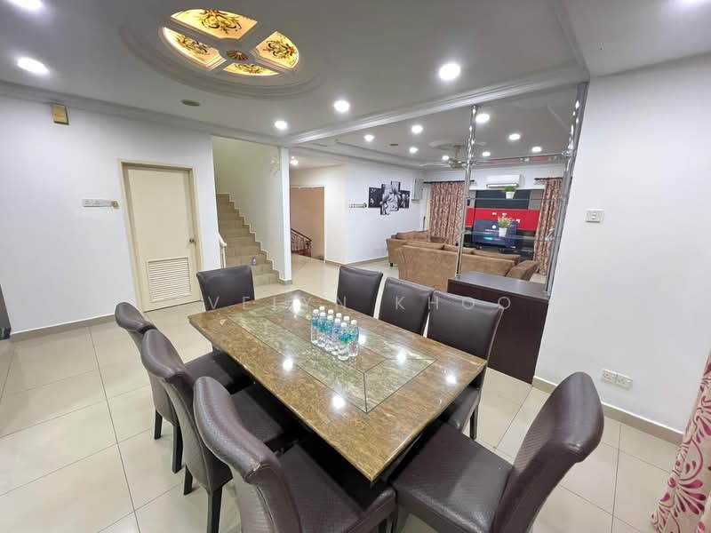 Semi-Detached House for Rent in Prima Ville (Rawang) - Evelyn Khoo - Dining Room - PropertyGuru.com.my