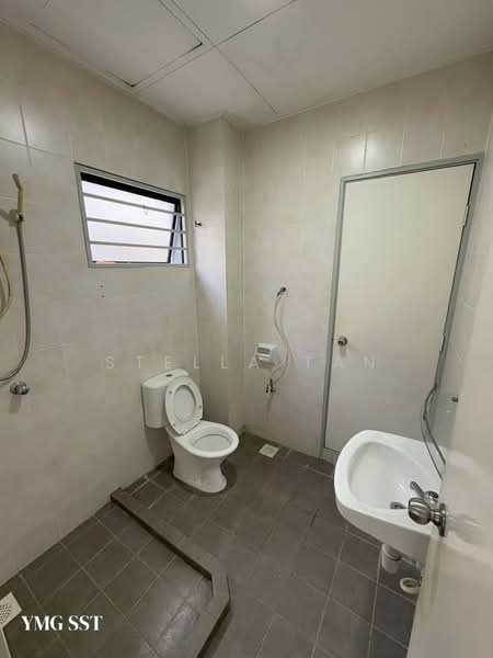 Terraced House for Rent in Bandar Puteri Klang (Klang) - Stella Tan - Bathroom - PropertyGuru.com.my