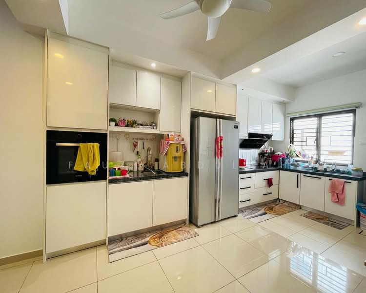 Rumah Teres untuk Dijual di Setia Ecohill (Semenyih) - Fauzi Abdullah - Kitchen - PropertyGuru.com.my
