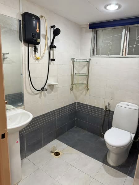 Sri Emas untuk Untuk Disewa - RM 3,000 /bulan, Mac 2026 - Bathroom - PropertyGuru.com.my