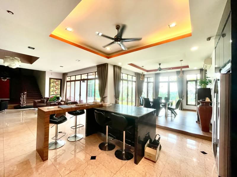 Monterez Golf Club, Shah Alam untuk Untuk Dijual - RM 4,680,000, Mac 2026 - Living Room - PropertyGuru.com.my