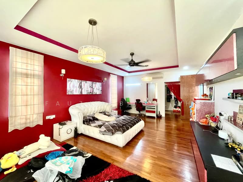 Bungalow for Sale in Shah Alam (Selangor) - Fauzi Abdullah - Bedroom - PropertyGuru.com.my