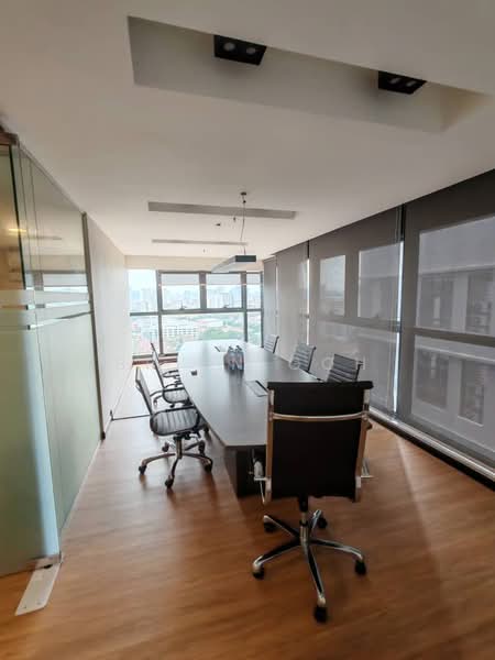 Office, Hotel & Retail @ 3 Towers untuk Untuk Disewa - RM 7,500 /bulan, Mac 2026 - Meeting Room - PropertyGuru.com.my