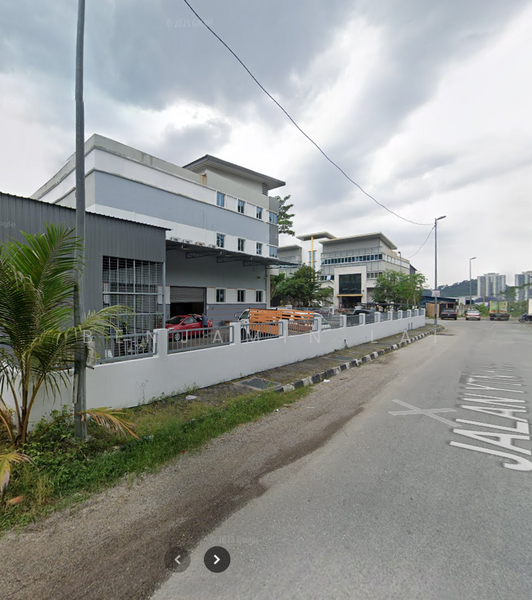 Kawasan Perindustrian Desa Aman 3 Storey Semi-D Factory For Sale/ Rent untuk Untuk Dijual - RM 6,500,000, Mac 2026 - Exterior - PropertyGuru.com.my
