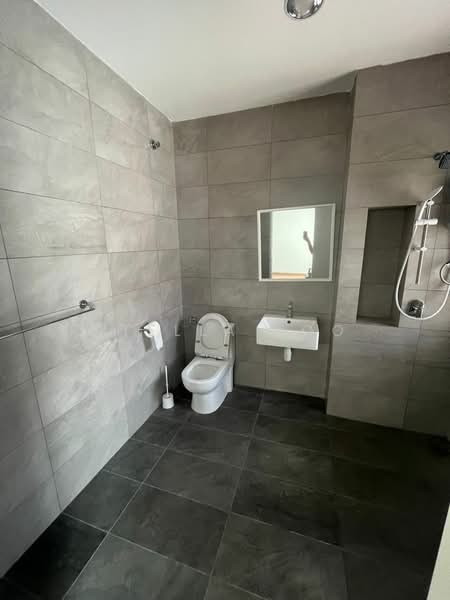 Terraced House for Rent in Sepang (Selangor) - Stella Foo - Bathroom - PropertyGuru.com.my