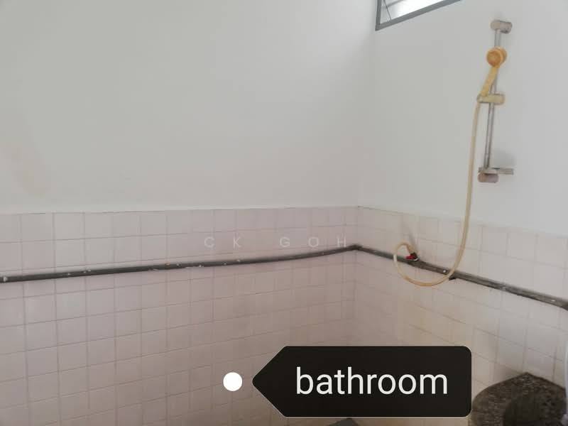 Lip Sin Terrace Sungai Dua untuk Untuk Dijual - RM 800,000, Mac 2026 - Bathroom - PropertyGuru.com.my