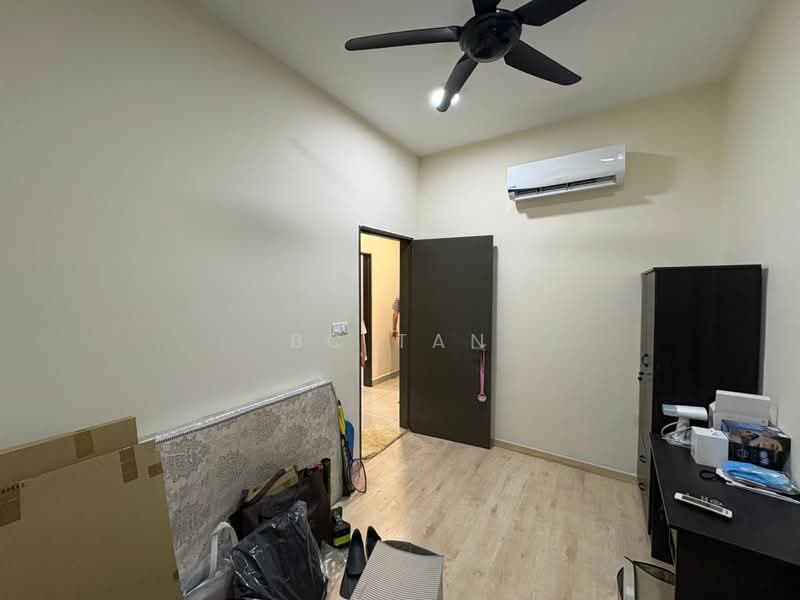 Condominium for Sale at The Henge - BC TAN - Bedroom - PropertyGuru.com.my