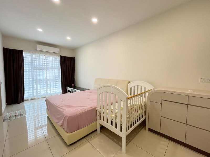 2-storey Terraced House for Rent in Kota Kemuning (Shah Alam) - Heylen Kwang - Bedroom - PropertyGuru.com.my