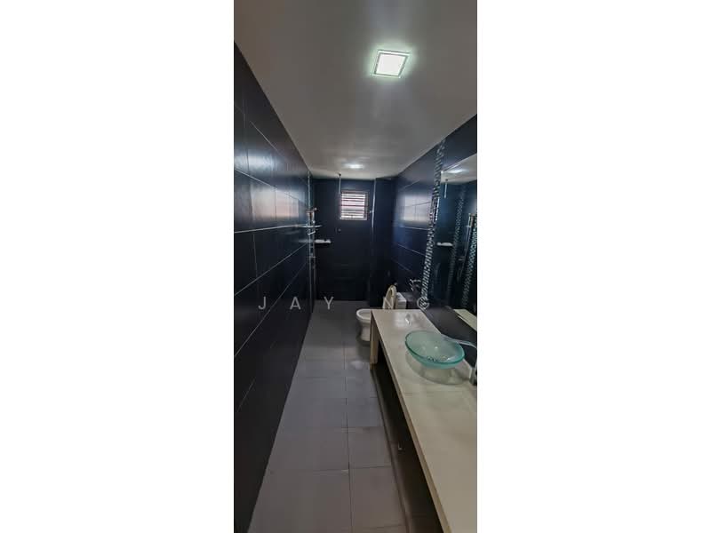 Taman Mutiara Indah untuk Untuk Disewa - RM 3,500 /bulan, Mac 2026 - Bathroom - PropertyGuru.com.my