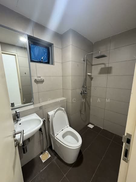 Lakefront Residence untuk Untuk Disewa - RM 2,200 /bulan, Mac 2026 - STUDIO Bathroom - PropertyGuru.com.my