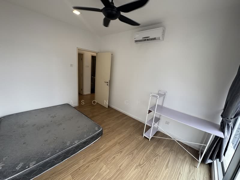 Lakefront Residence untuk Untuk Disewa - RM 2,200 /bulan, Mac 2026 - 2ND Bedroom - PropertyGuru.com.my