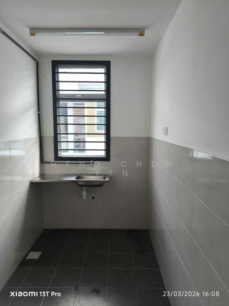 Townhouse for Rent in Ulu Tiram (Johor) - Heng Chew Yen - Kitchen - PropertyGuru.com.my