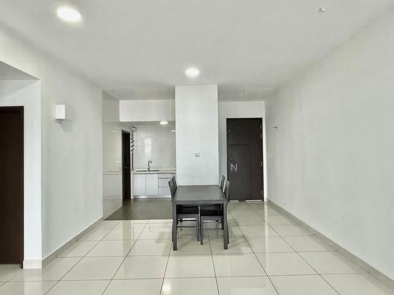 Service Residence for Sale at Molek Pulai - TY Tan - Dining Room - PropertyGuru.com.my