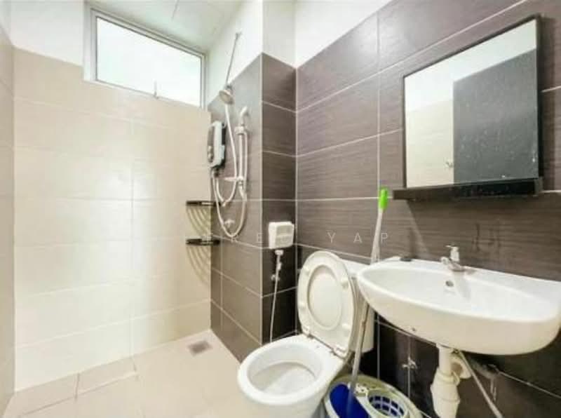 Apartment for Rent at Midori Green (Pangsapuri Hijauan) - Alfred Yap - Bathroom - PropertyGuru.com.my