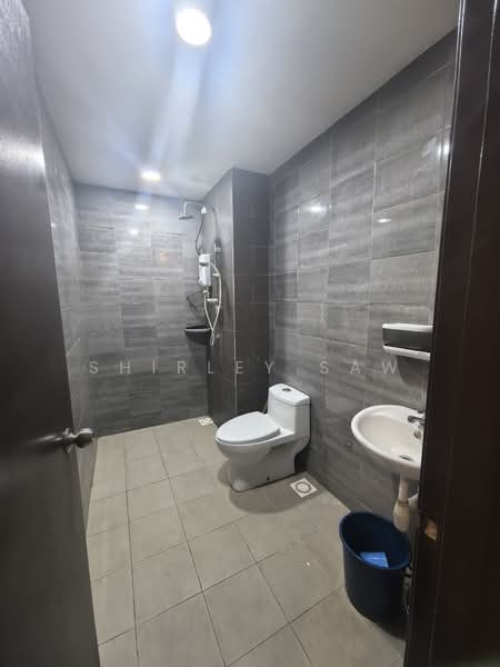 Symphony Tower (Menara Simfoni) untuk Untuk Disewa - RM 1,300 /bulan, Apr 2026 - Bathroom - PropertyGuru.com.my