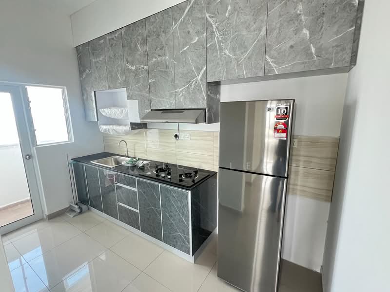 Service Residence for Rent at D'carlton (Residensi Seri Mega) - Jerica Lee - Kitchen - PropertyGuru.com.my