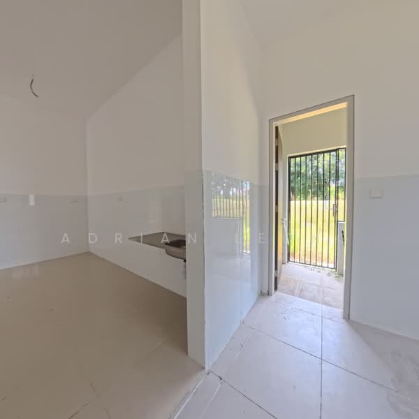 Semi-Detached House for Sale in Bandar Kinrara Seksyen 8 (Bandar Kinrara) - Adrian Leong - Interior - PropertyGuru.com.my