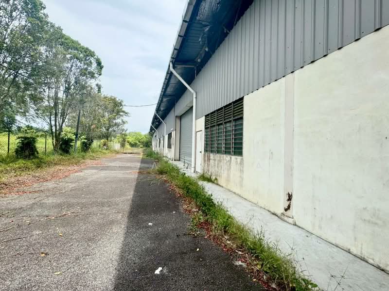 Cluster Factory for Sale in Pekan Nenas (Jeram Batu) - Joan Chia - Exterior - PropertyGuru.com.my