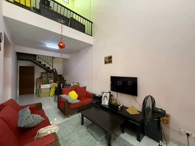 1-storey Terraced House for Sale in Johor Bahru (Johor) - Jeremy Voon - Living Room - PropertyGuru.com.my