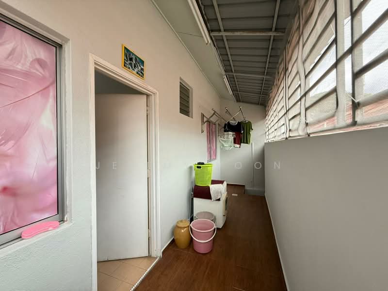 1-storey Terraced House for Sale in Johor Bahru (Johor) - Jeremy Voon - Corridor - PropertyGuru.com.my