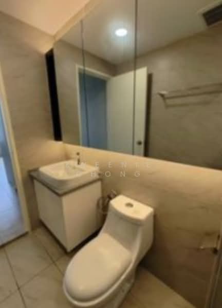 Kondominium untuk Disewa di The Hipster - Kweenie Chong - Bathroom - PropertyGuru.com.my