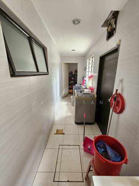 2.5-storey Terraced House for Sale in Puchong (Selangor) - Jason Tan - Corridor - PropertyGuru.com.my