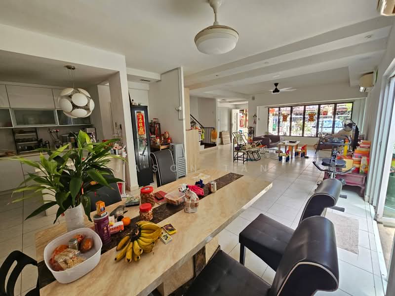 2.5-storey Terraced House for Sale in Puchong (Selangor) - Jason Tan - Living Room - PropertyGuru.com.my