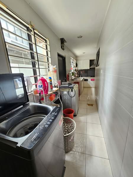 2.5-storey Terraced House for Sale in Puchong (Selangor) - Jason Tan - Kitchen - PropertyGuru.com.my