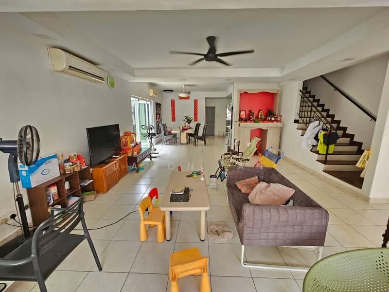 2.5-storey Terraced House for Sale in Puchong (Selangor) - Jason Tan - Living Room - PropertyGuru.com.my