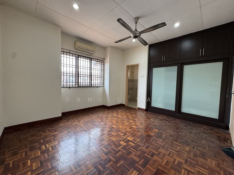Rumah Teres 2 Tingkat untuk Dijual di Rawang (Selangor) - Daniel Yap - Bedroom - PropertyGuru.com.my