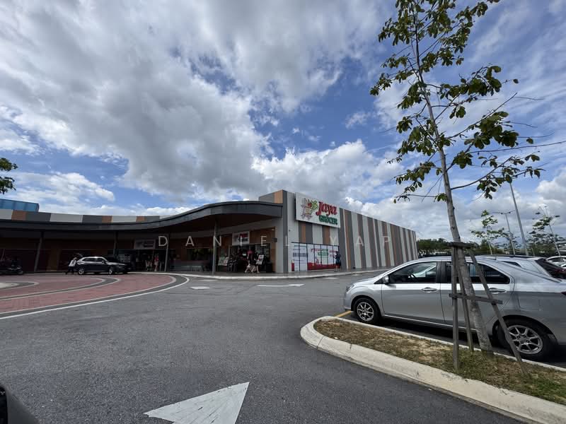 Rumah Teres 2 Tingkat untuk Dijual di Rawang (Selangor) - Daniel Yap - Exterior - PropertyGuru.com.my