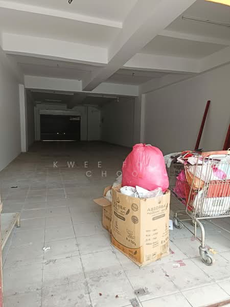Shop / Office for Rent in Serdang Raya (Seri Kembangan) - Kwee Foen Choo - Interior - PropertyGuru.com.my