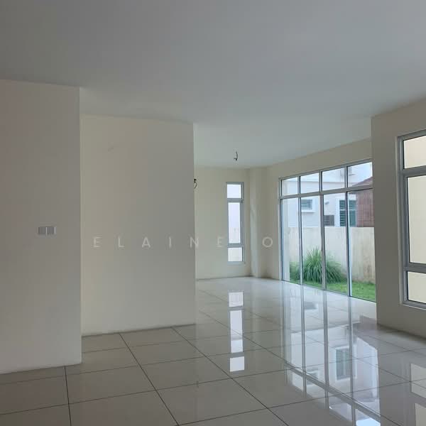 Villa Pondok Upeh untuk Untuk Dijual - RM 1,700,000, Mac 2026 - Living Room - PropertyGuru.com.my