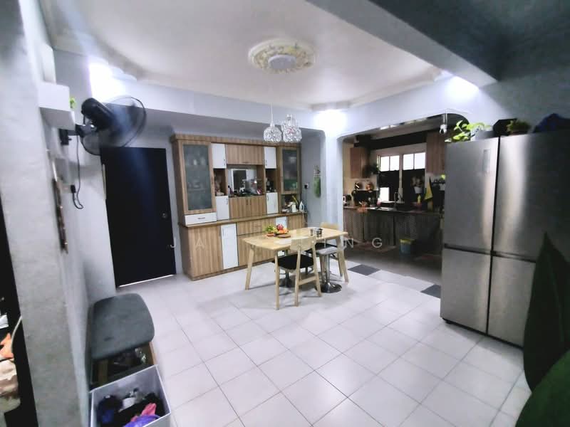 2-storey Terraced House for Sale in Taman Scientex Pasir Gudang (Pasir Gudang) - Jack Ting - Dining Room - PropertyGuru.com.my
