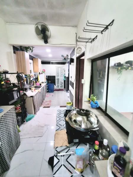 2-storey Terraced House for Sale in Taman Scientex Pasir Gudang (Pasir Gudang) - Jack Ting - Kitchen - PropertyGuru.com.my