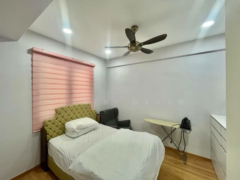 Condominium for Sale at Lake Point Residence - Noraini Dahan - Bedroom - PropertyGuru.com.my