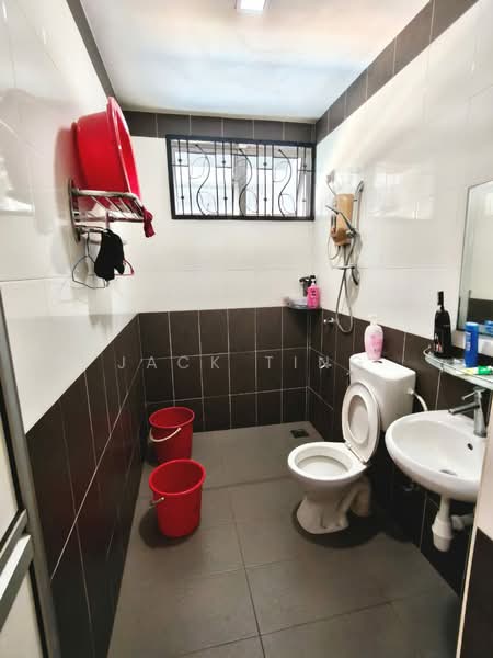 2-storey Terraced House for Sale in Taman Sri Putri (Skudai) - Jack Ting - Bathroom - PropertyGuru.com.my
