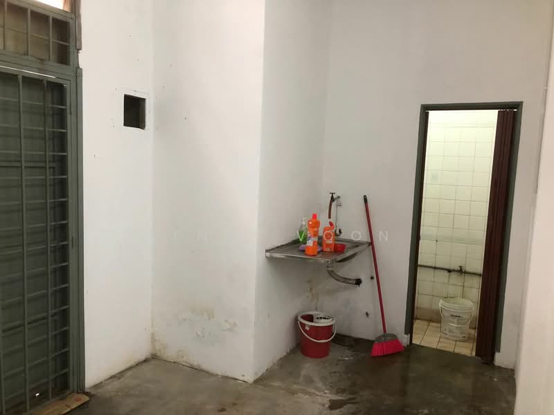 Shop for Rent in TTDI Jaya (Shah Alam) - Kenny Voon - Interior - PropertyGuru.com.my